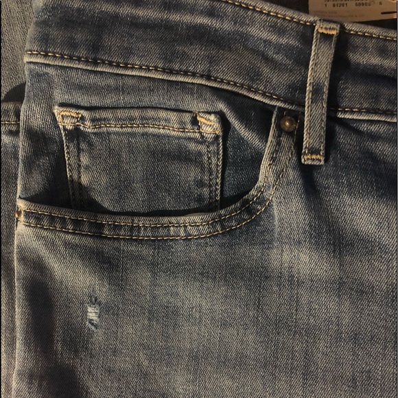 Plus Size Levi’s 711 Skinny, Sculpt Jeans - Picture 15 of 17